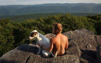 A pipeline that would cut through the iconic Appalachian Trail sparks a fight over natural gas